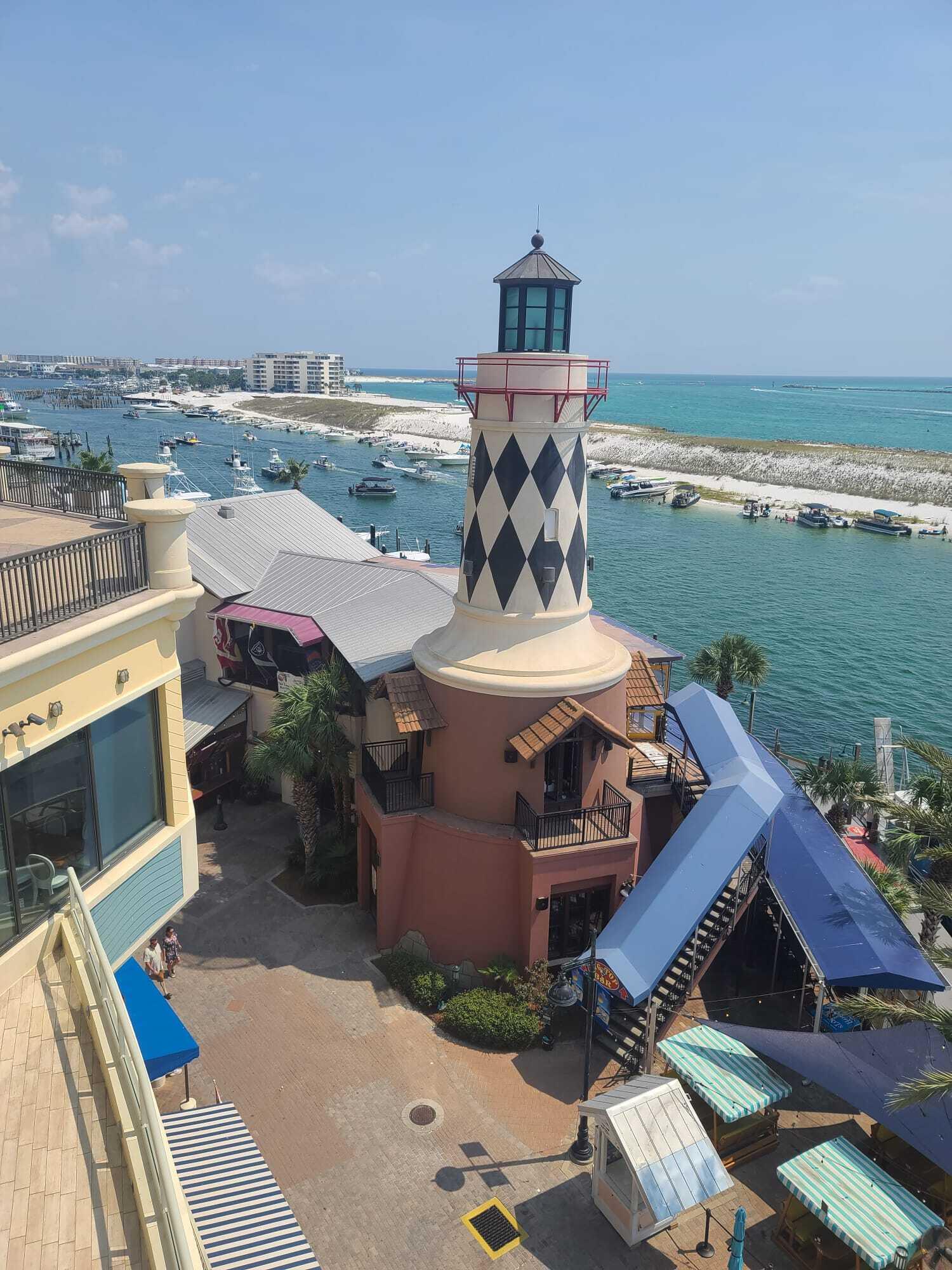 10 Harbor Boulevard W324