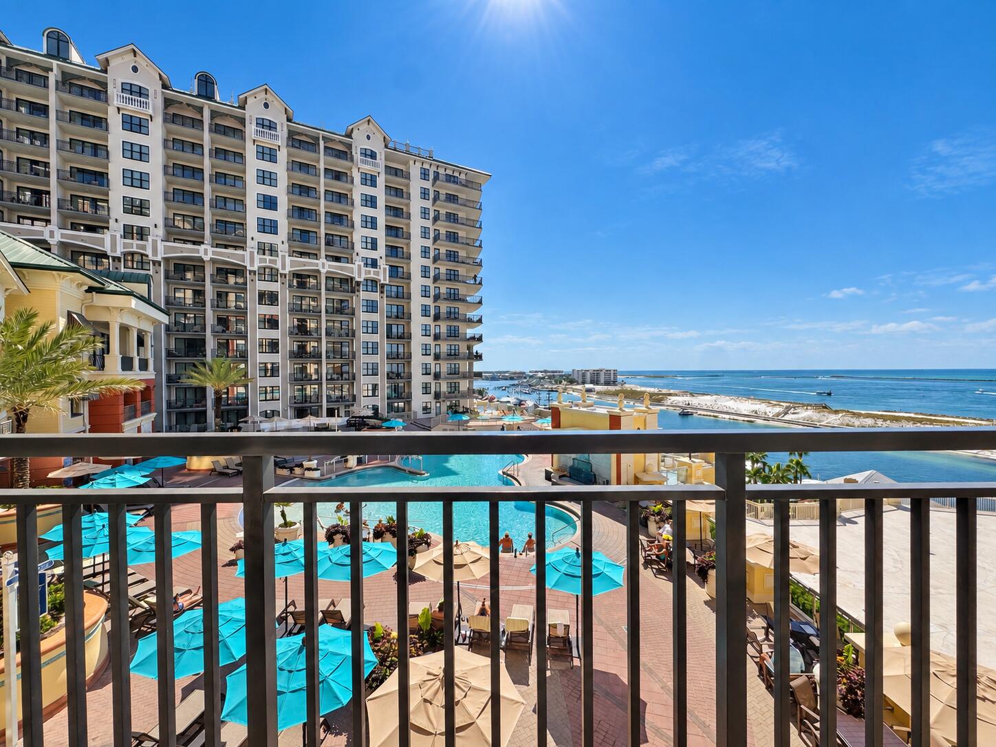 10 Harbor Boulevard W324