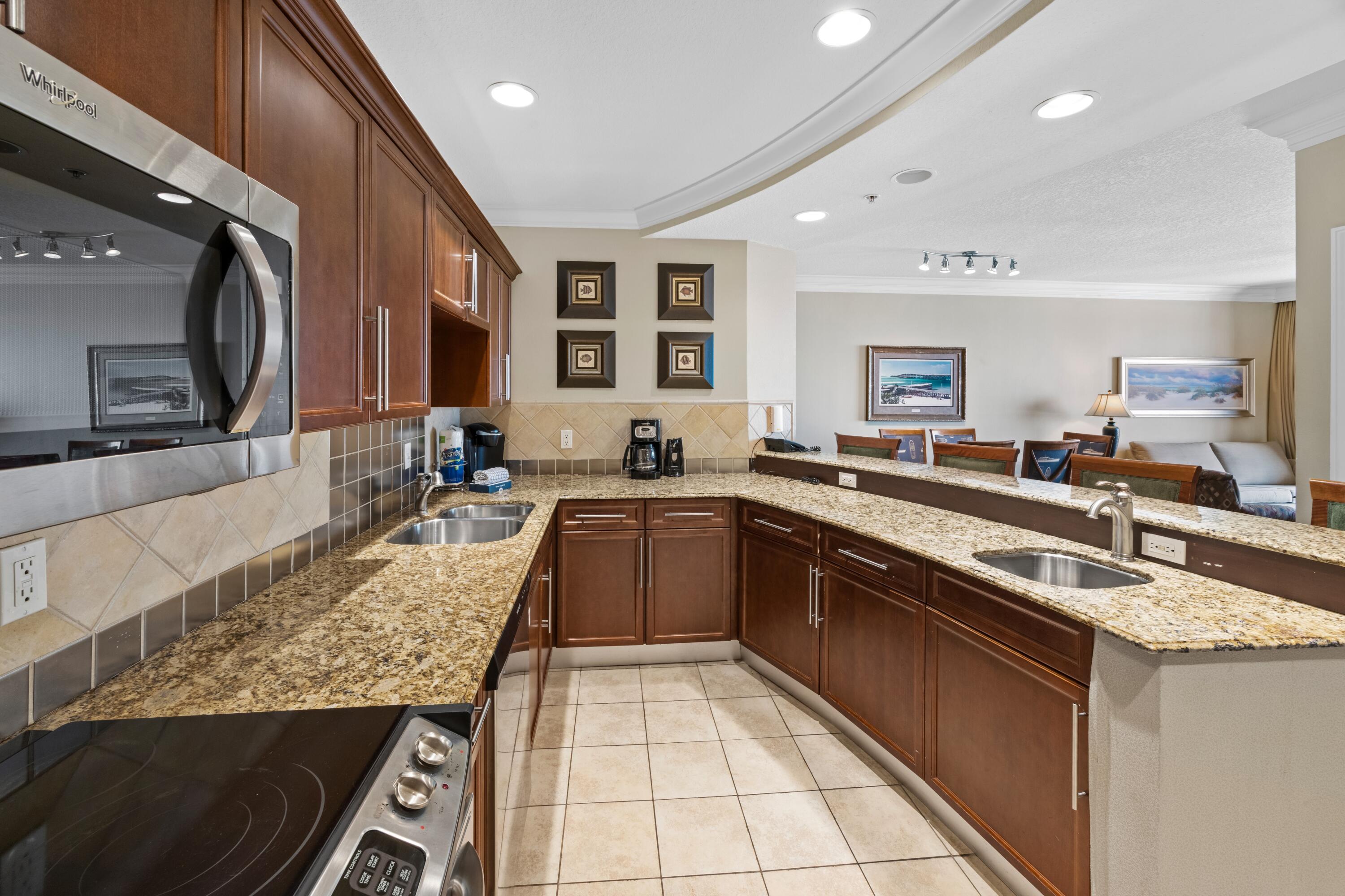 10 Harbor Boulevard W324