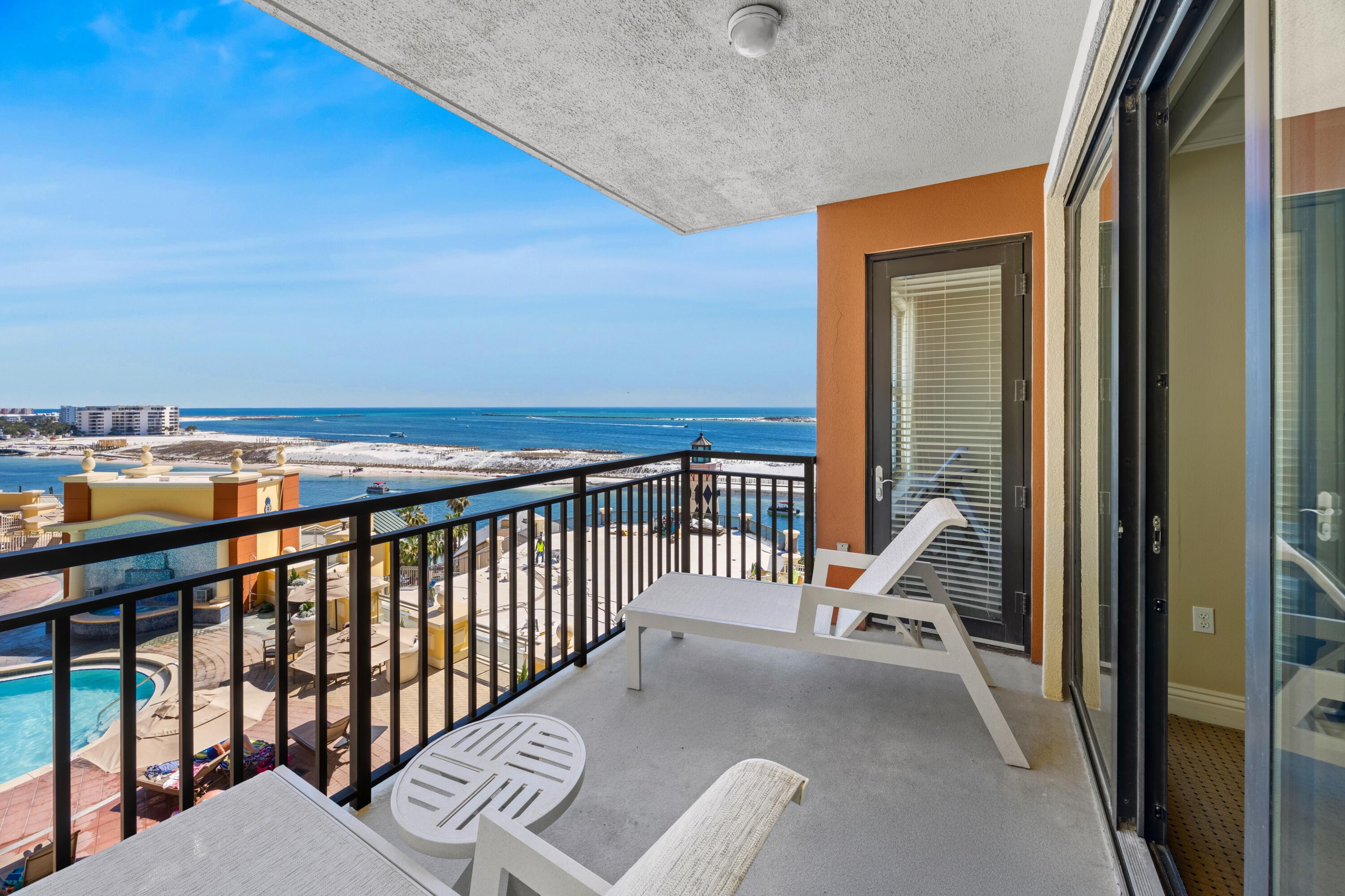 10 Harbor Boulevard W324