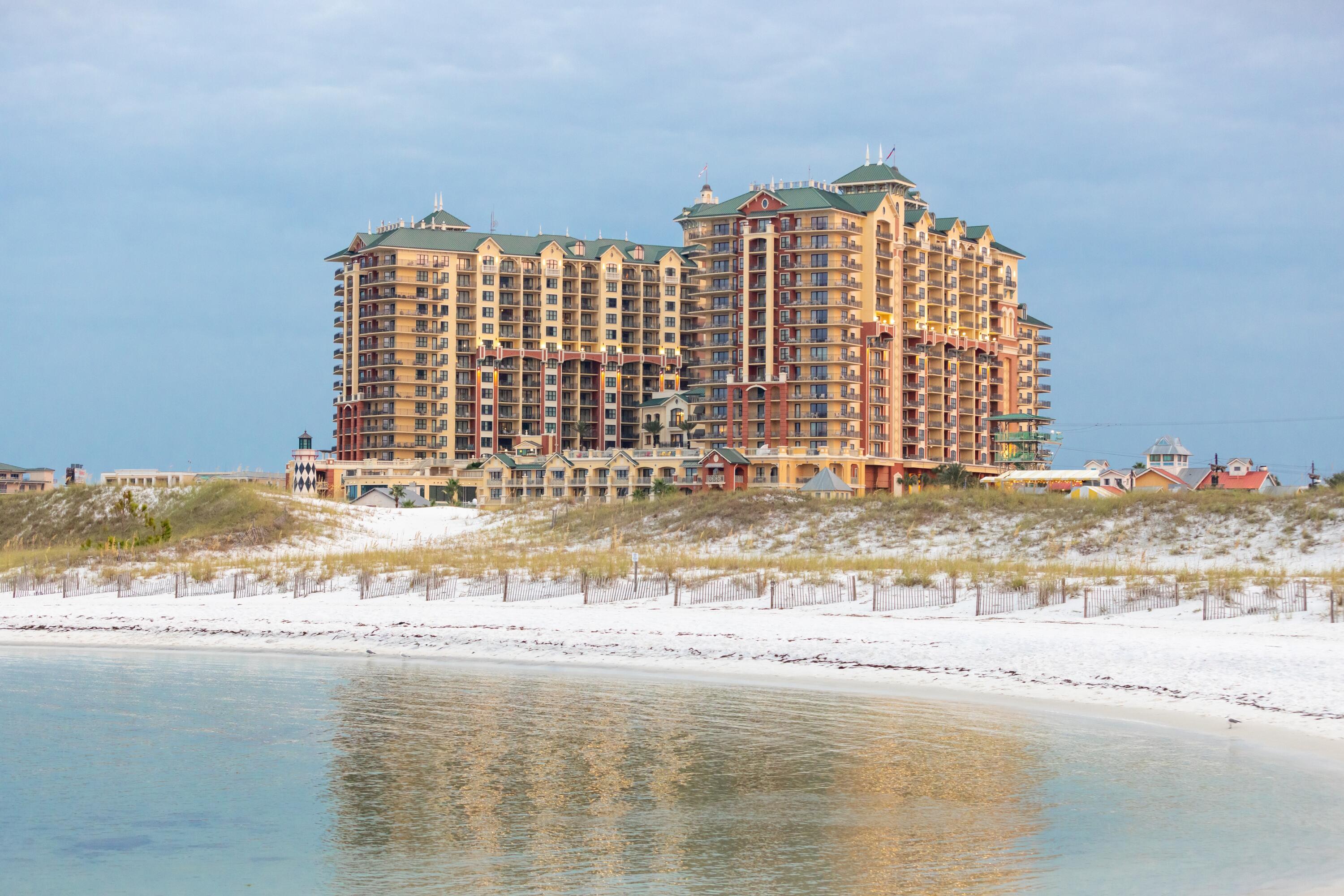 10 Harbor Boulevard W324