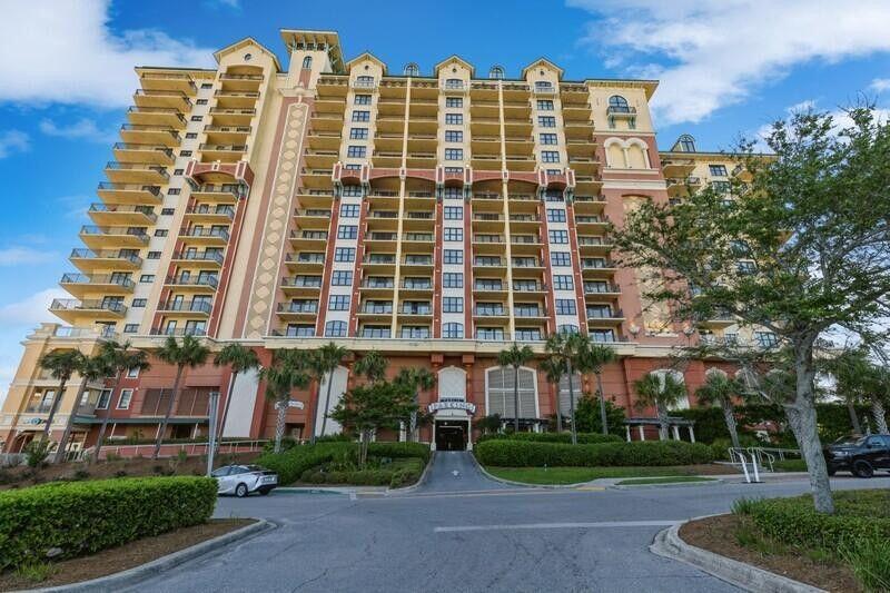 10 Harbor Boulevard W324