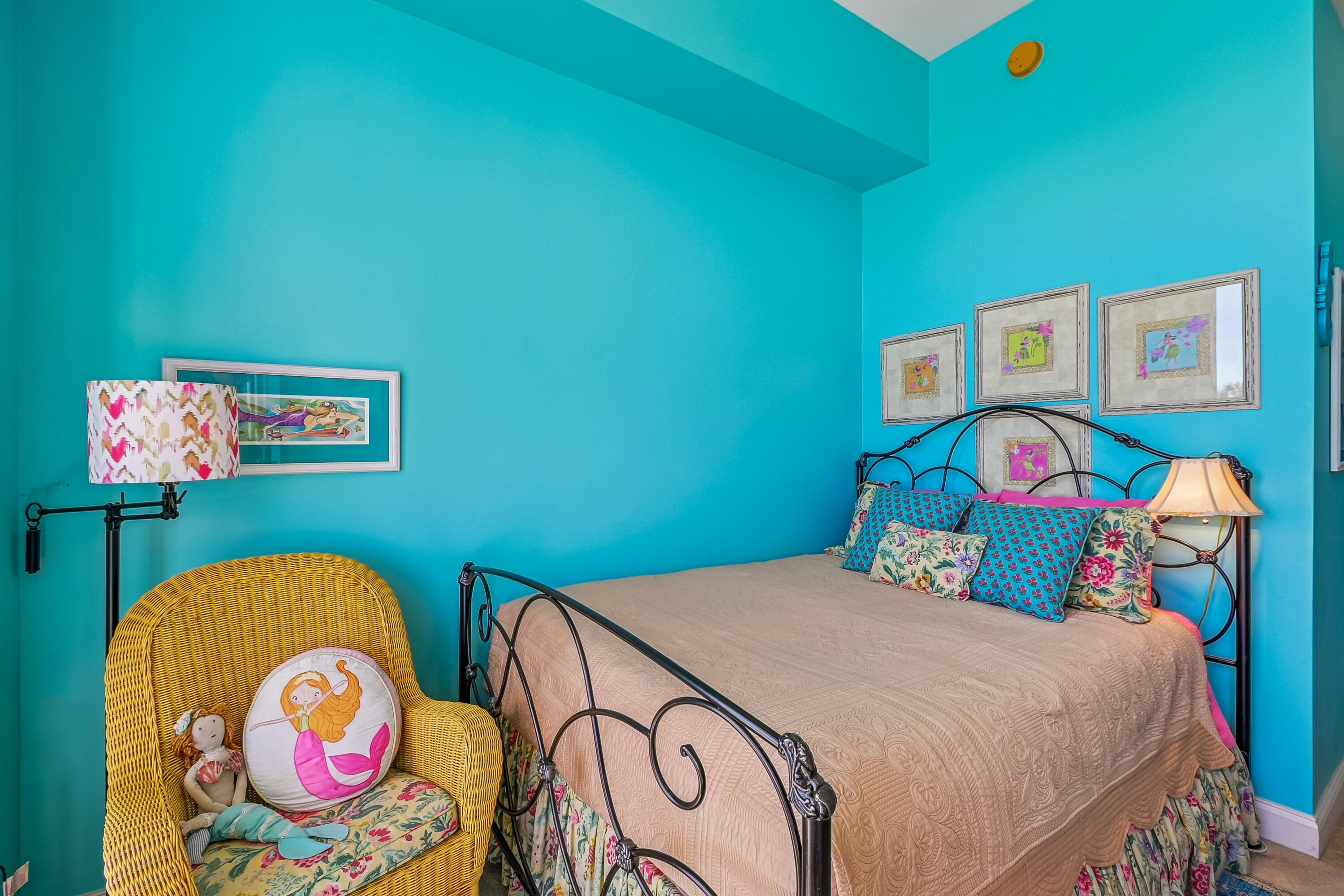 15400 Emerald Coast Parkway 202