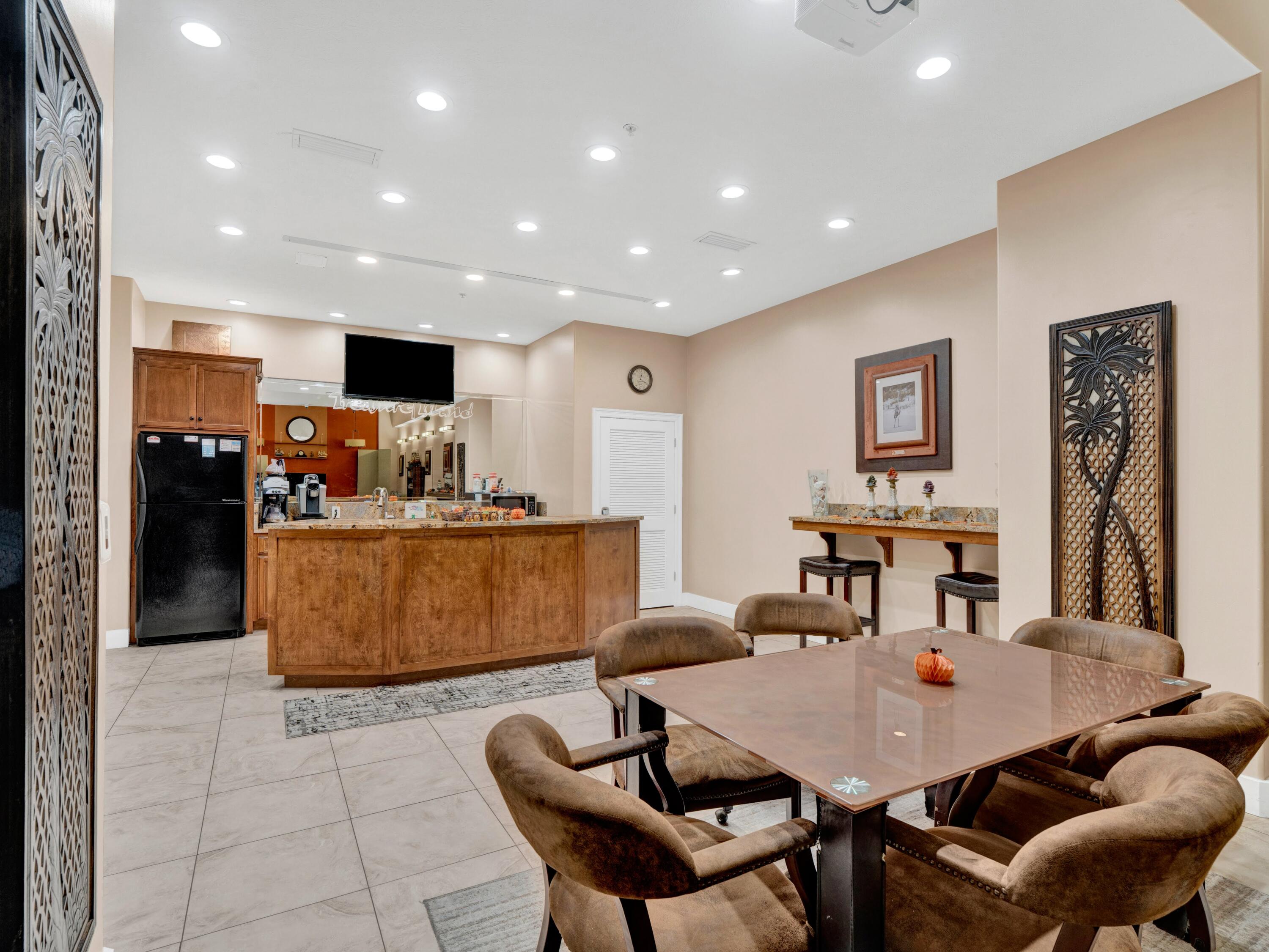 5004 S Thomas Drive 2304