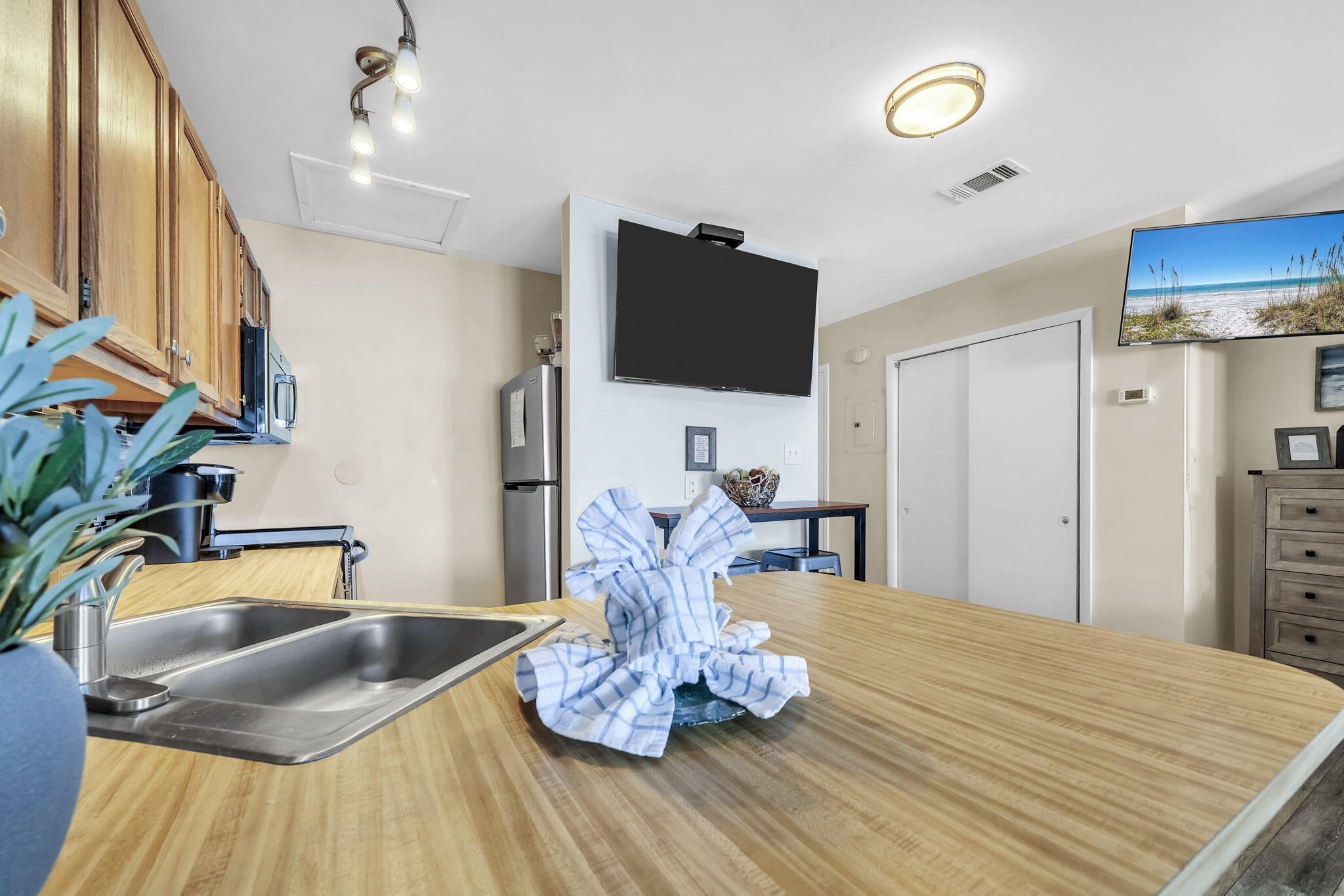 775 Gulf Shore Drive 8209