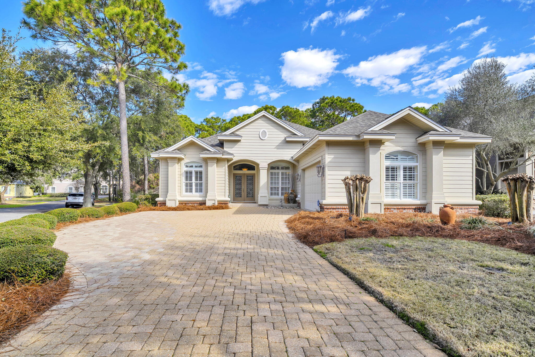 381 Grassy Cove