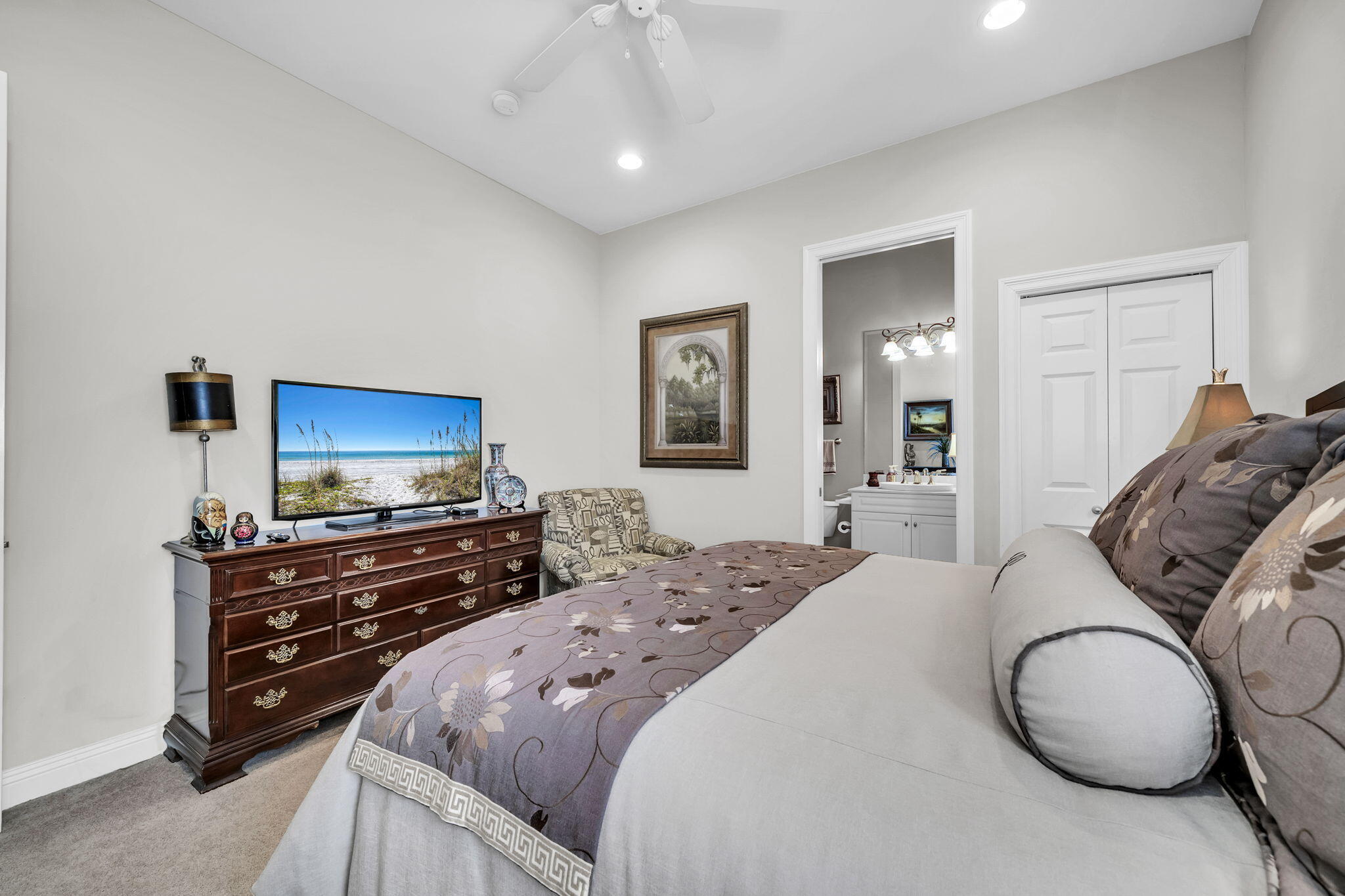 381 Grassy Cove