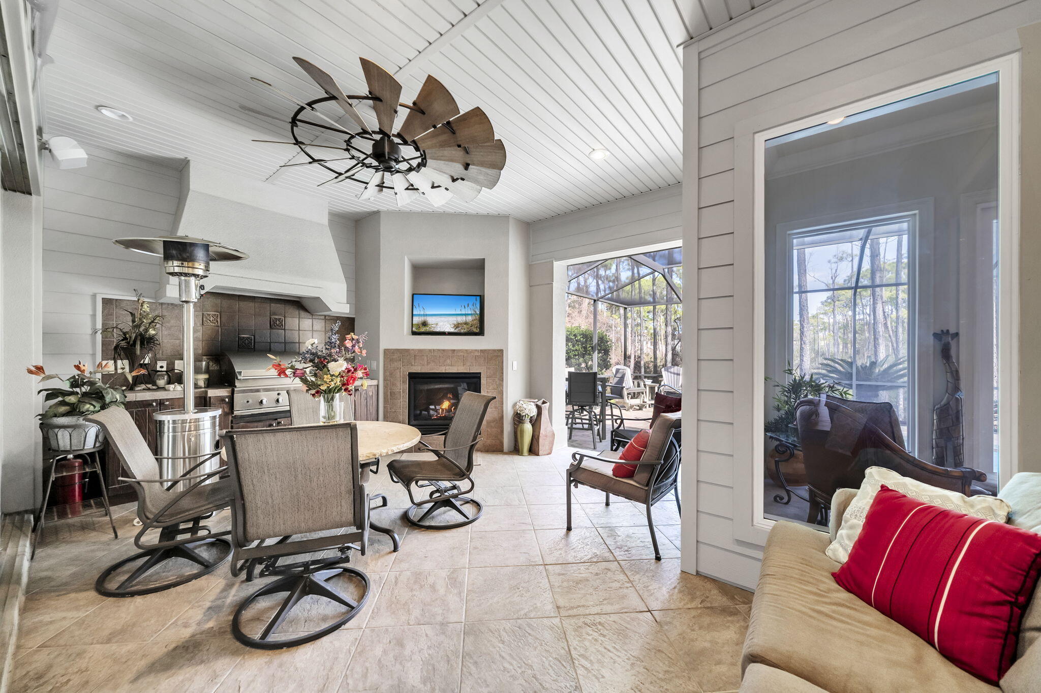 381 Grassy Cove