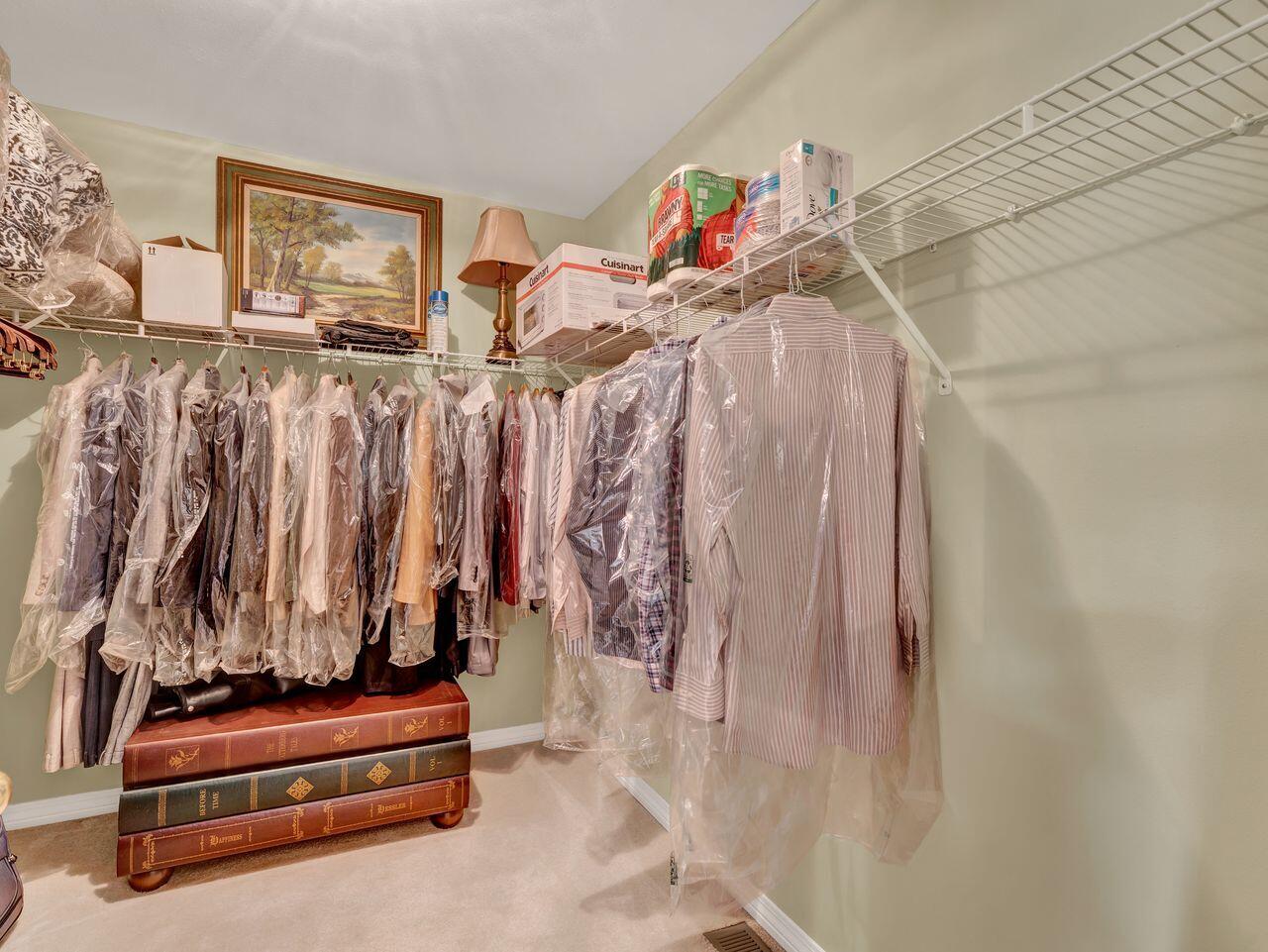 1325 Treasure Cove