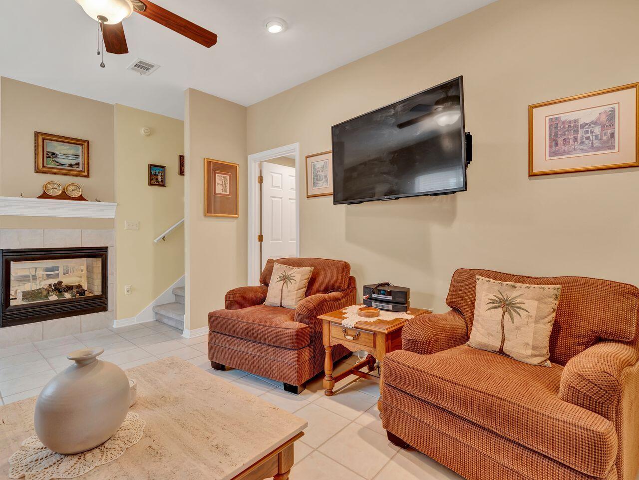 1325 Treasure Cove