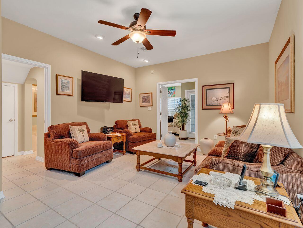 1325 Treasure Cove