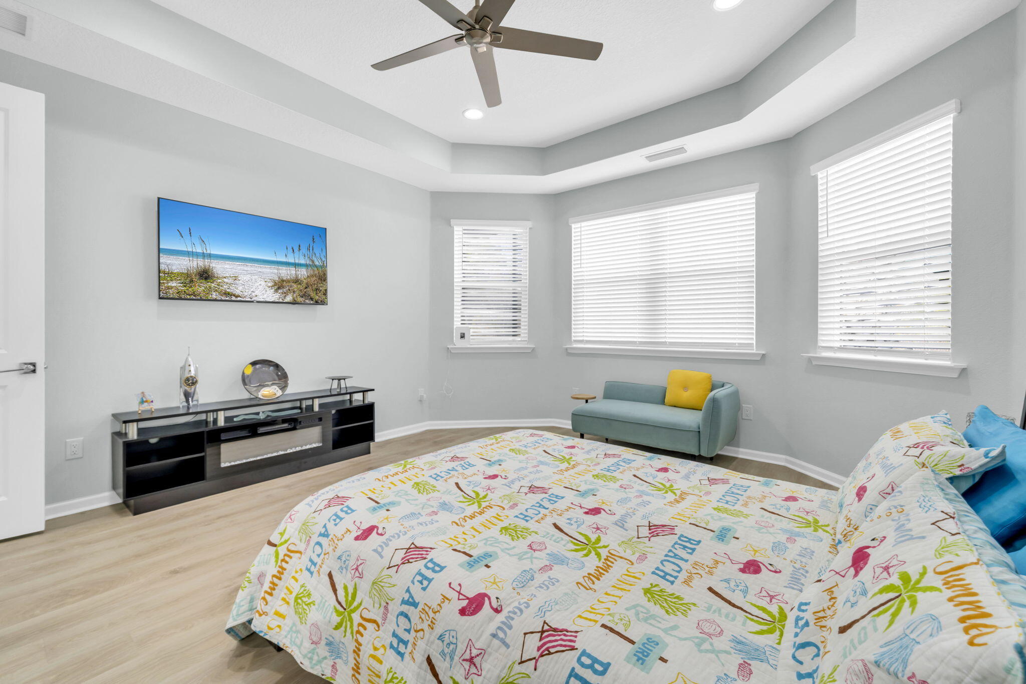 8891 Coral Reef Way