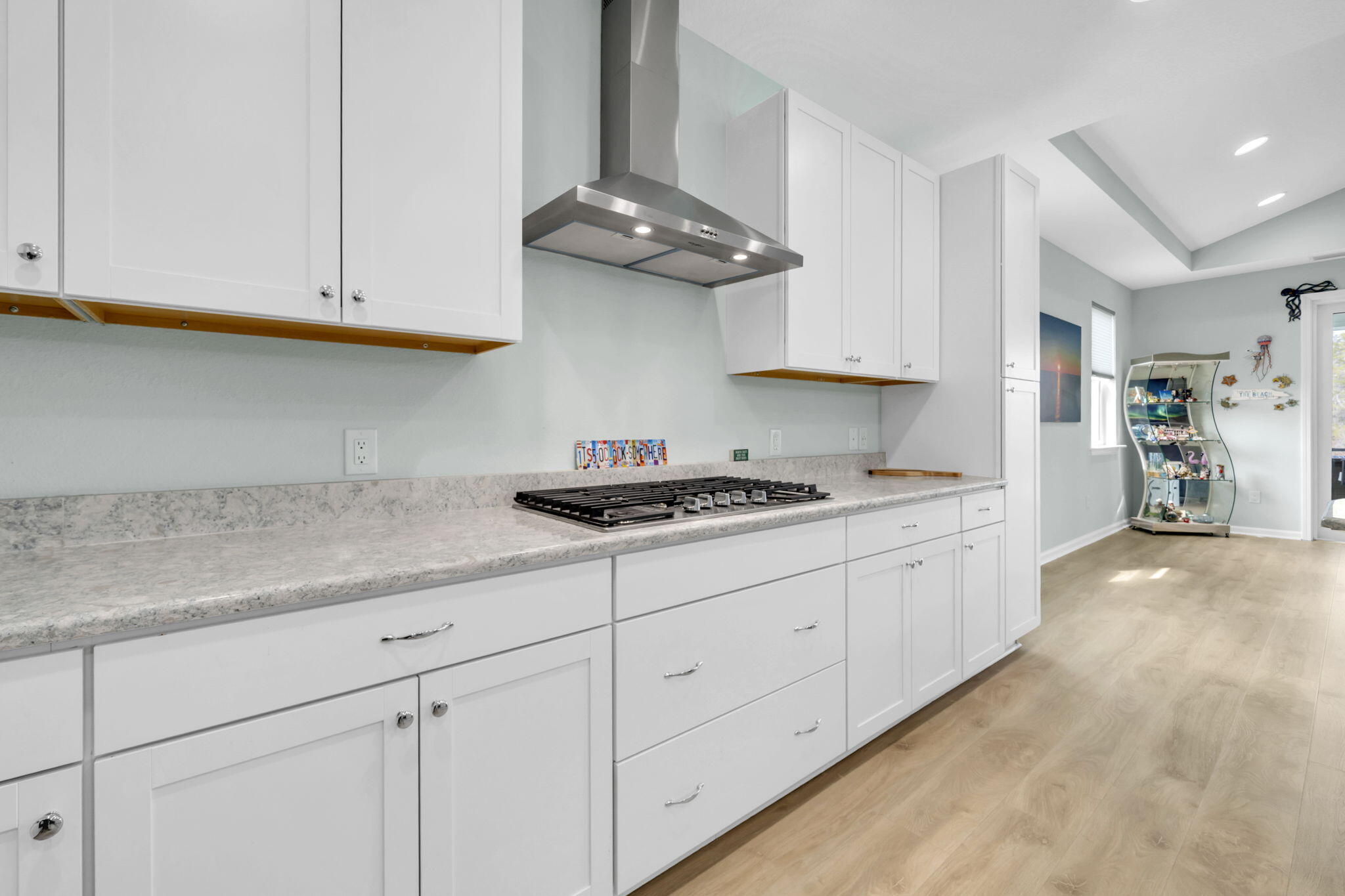 8891 Coral Reef Way