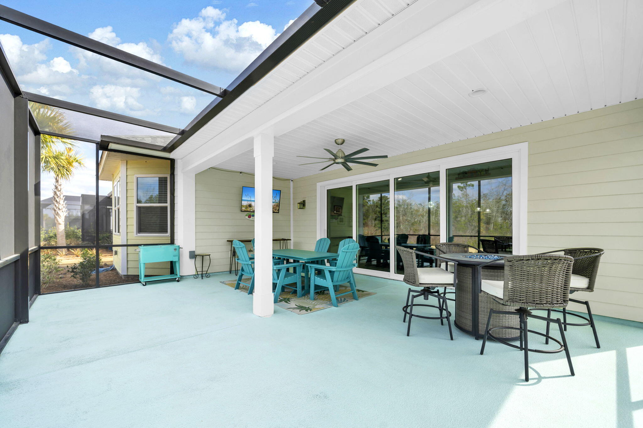 8891 Coral Reef Way