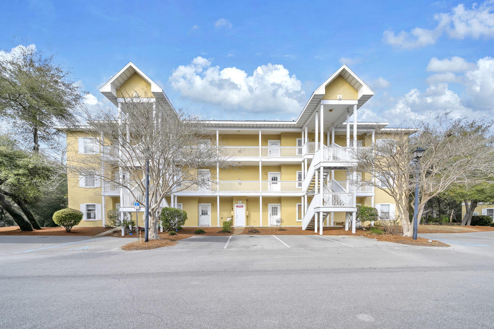 34 Herons Watch Way UNIT 1202