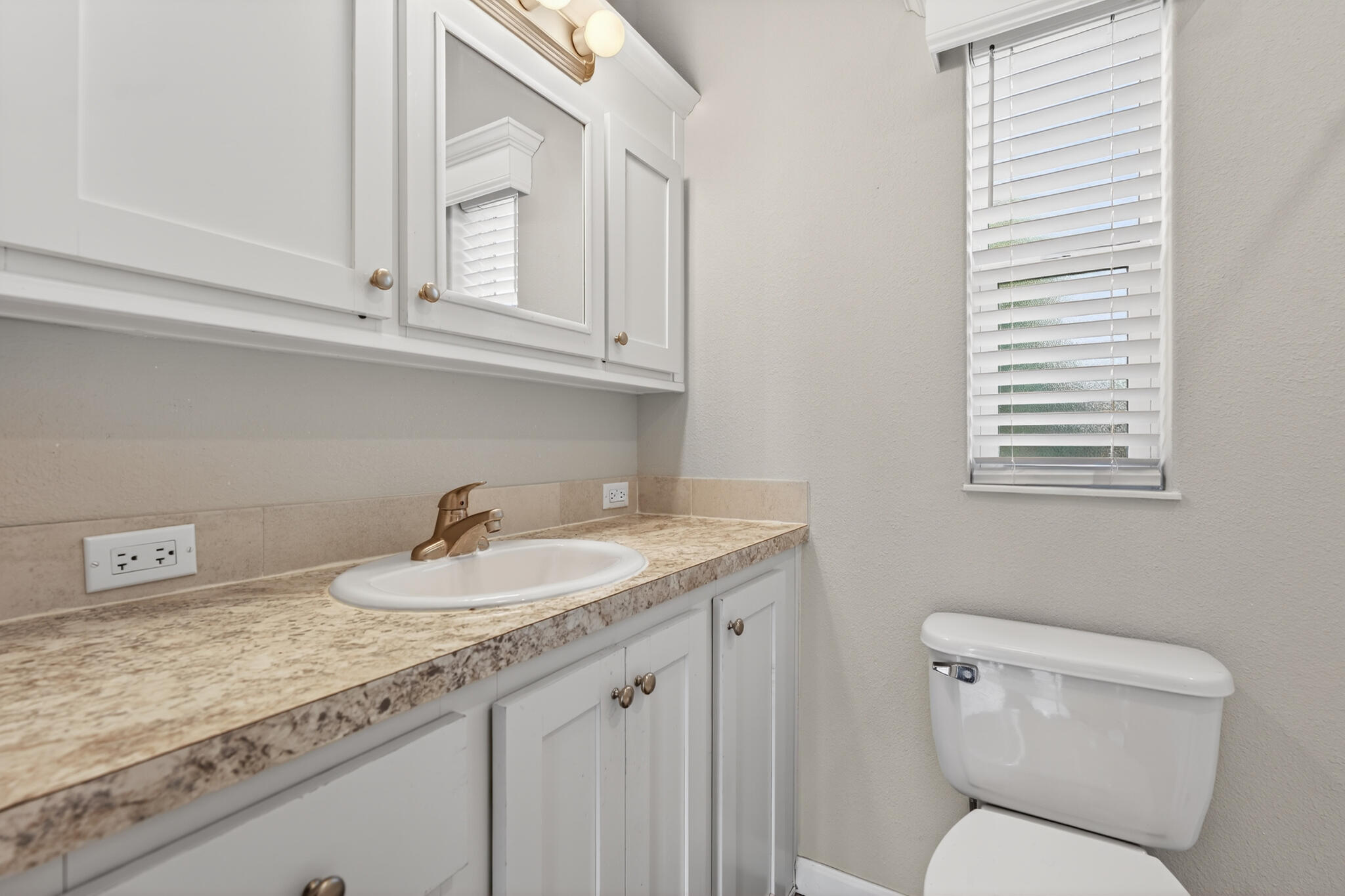 44 E Bradley Street #6