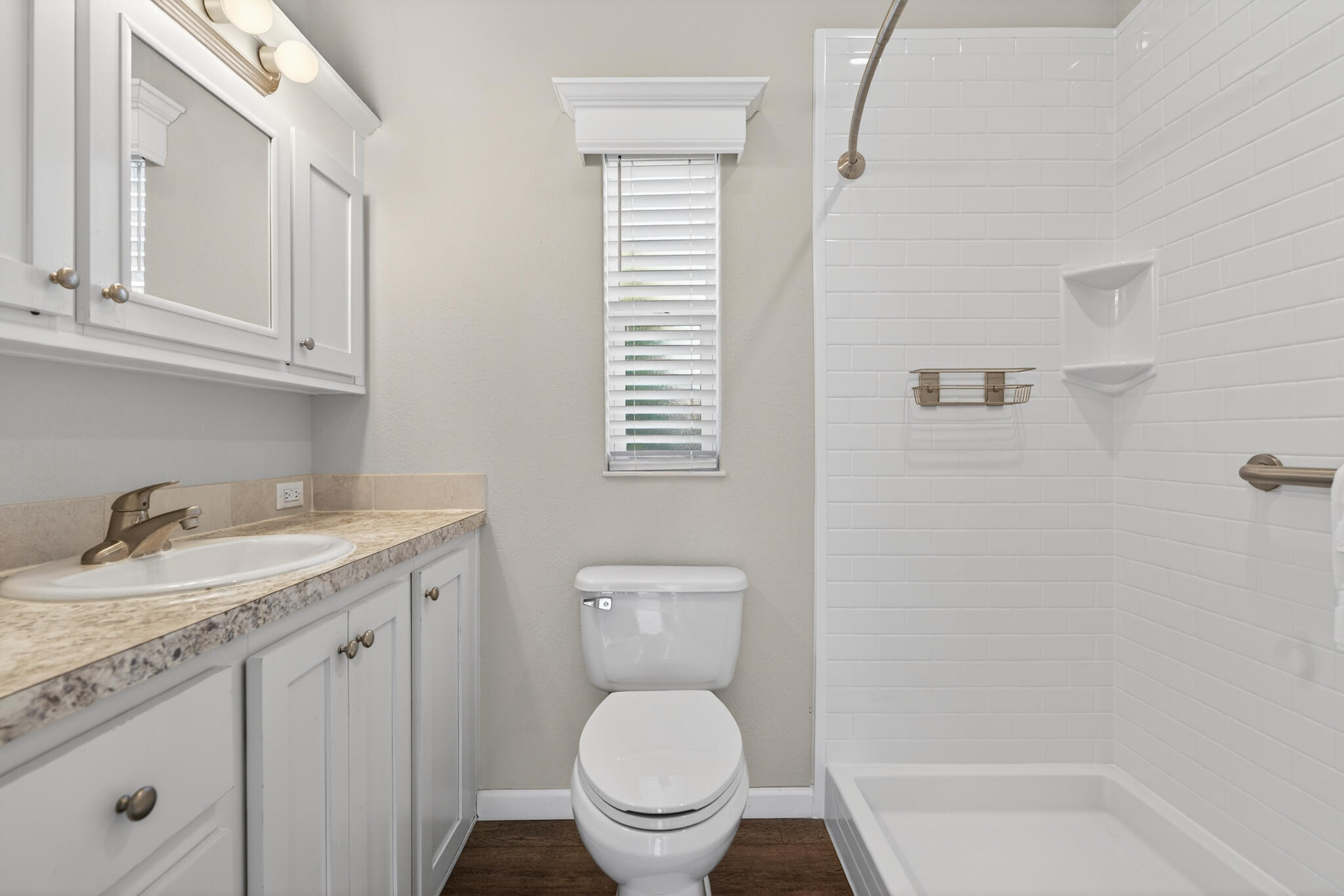44 E Bradley Street #6