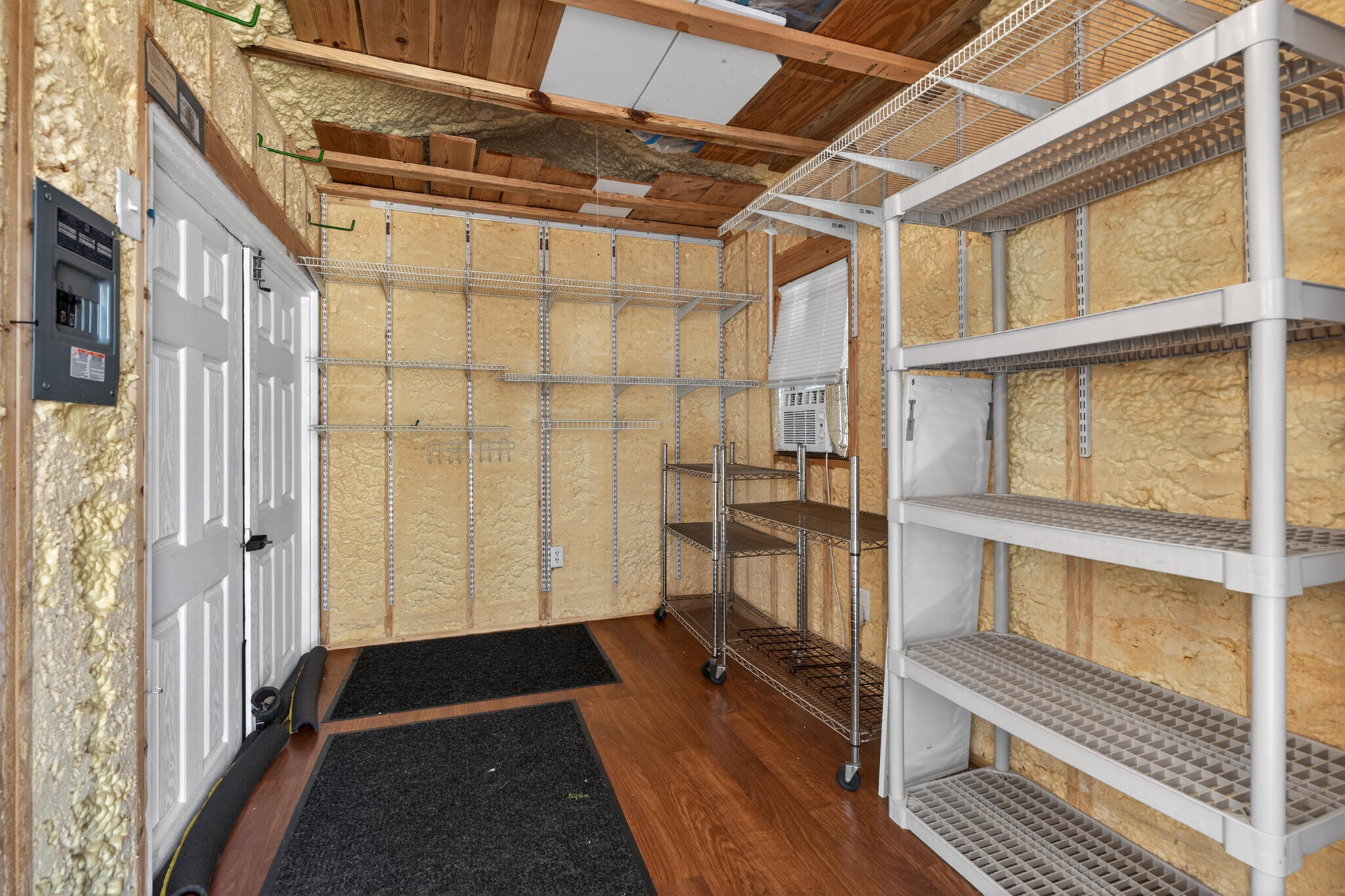 44 E Bradley Street #6