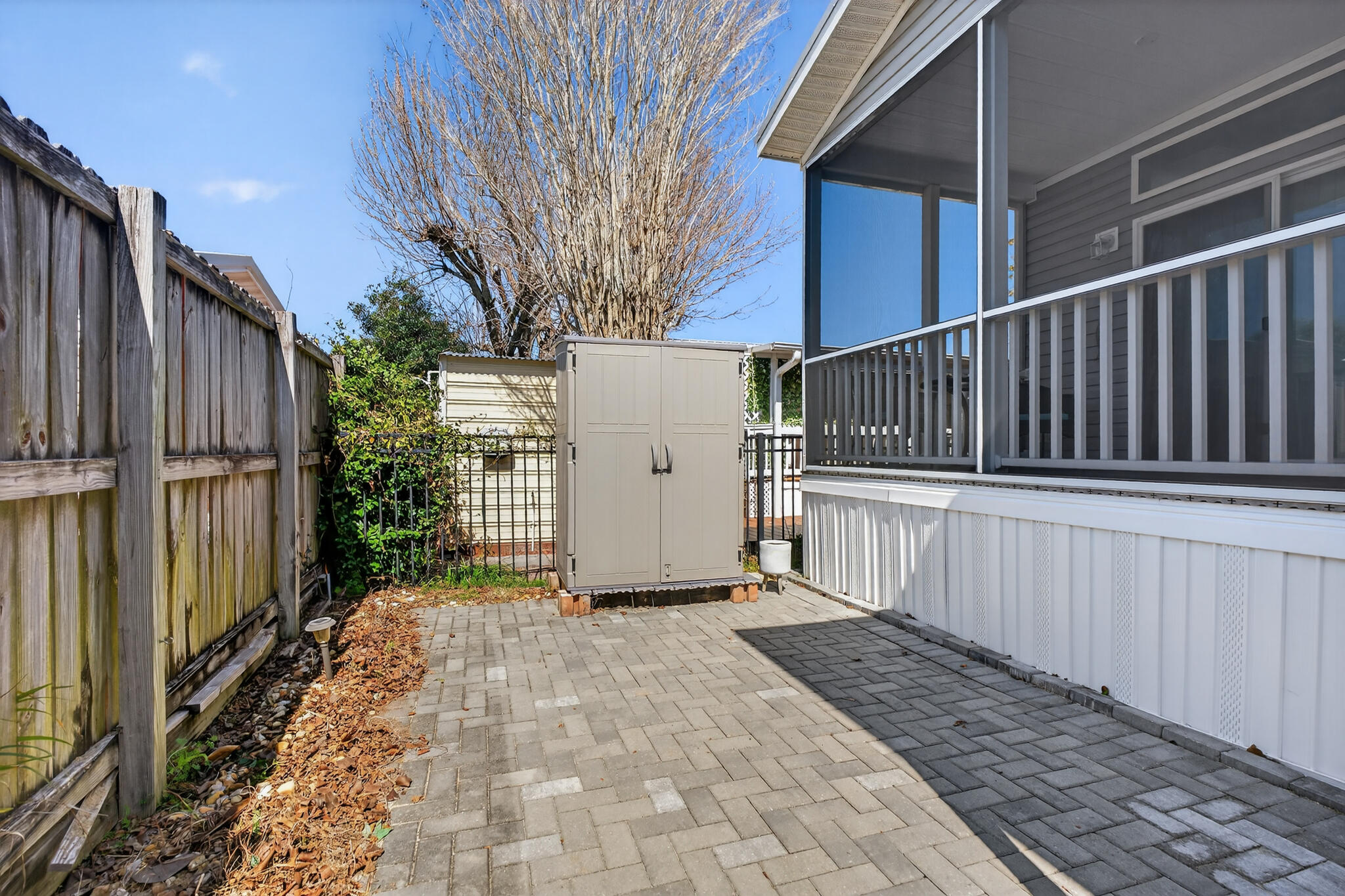 44 E Bradley Street #6