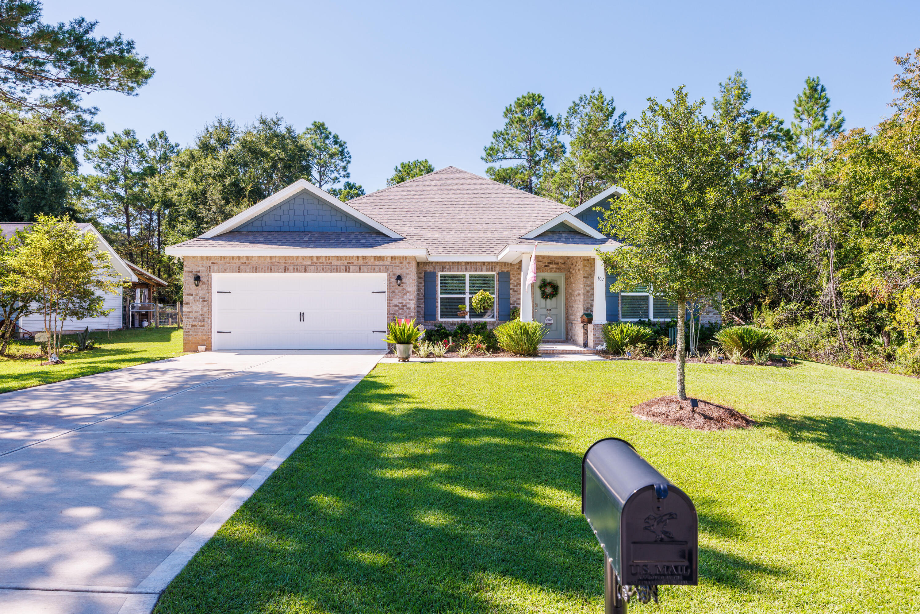 107 Magnolia Landing Drive