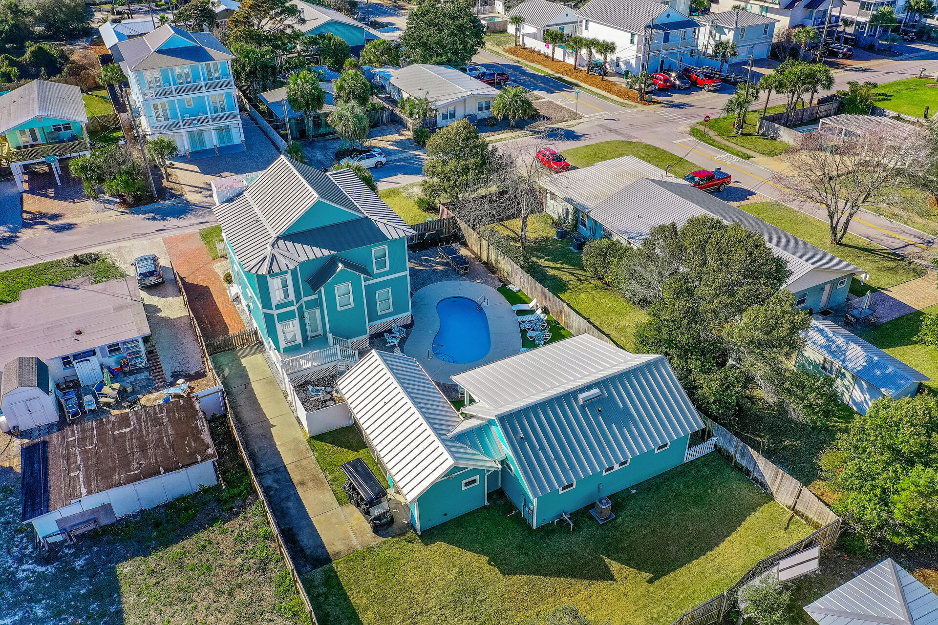 69 Pompano Street