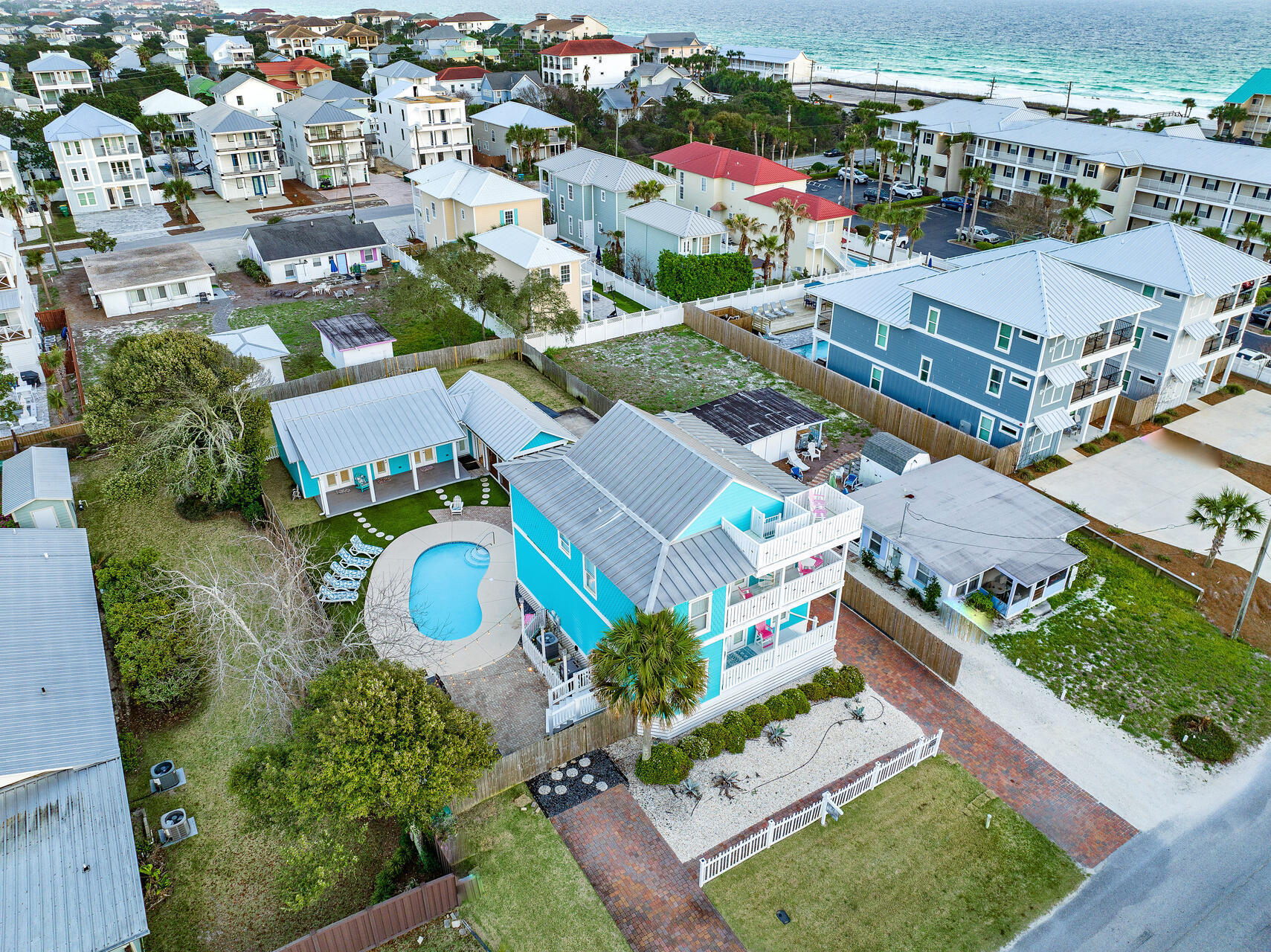 69 Pompano Street