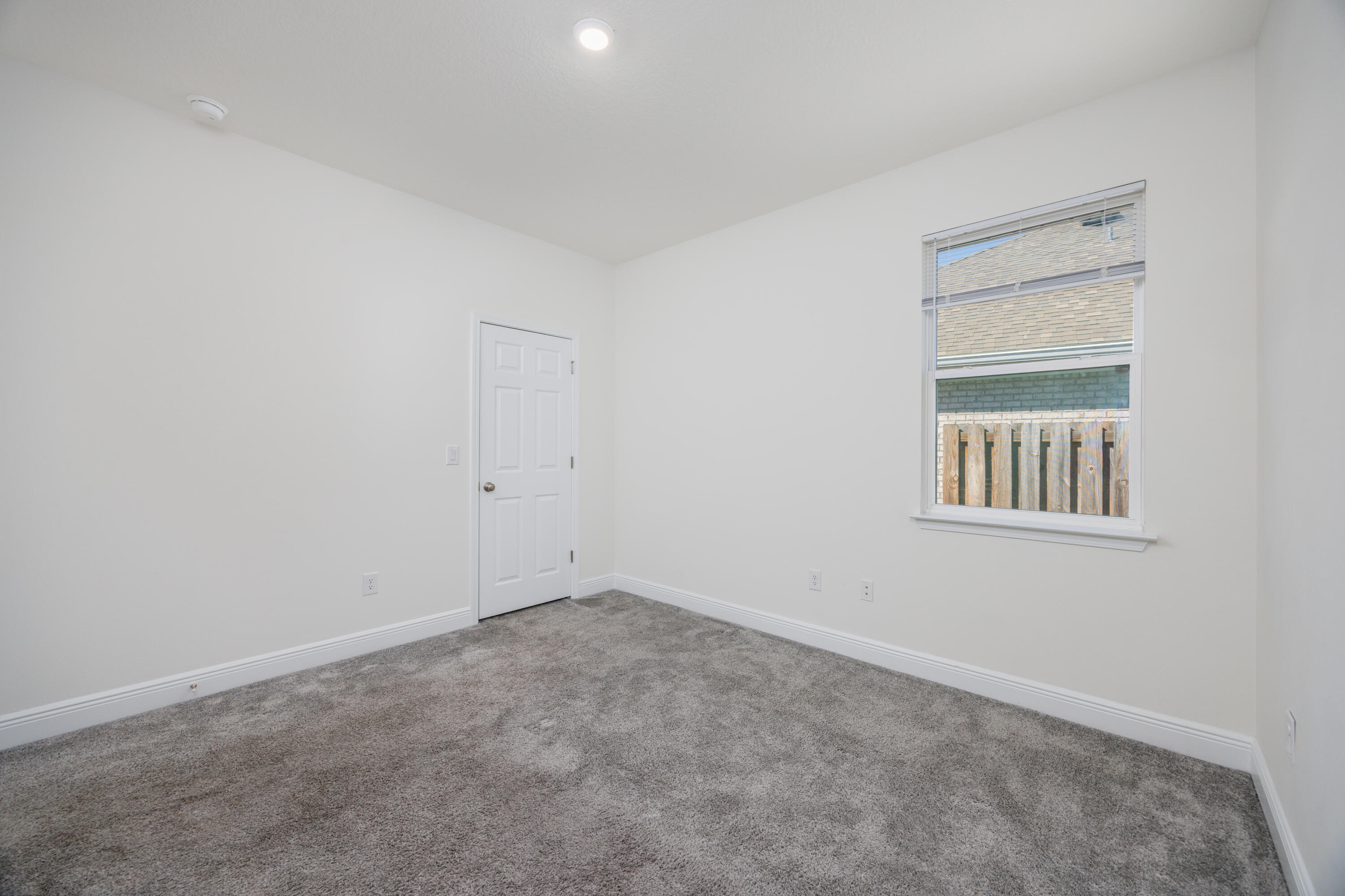 133 E Sky Way
