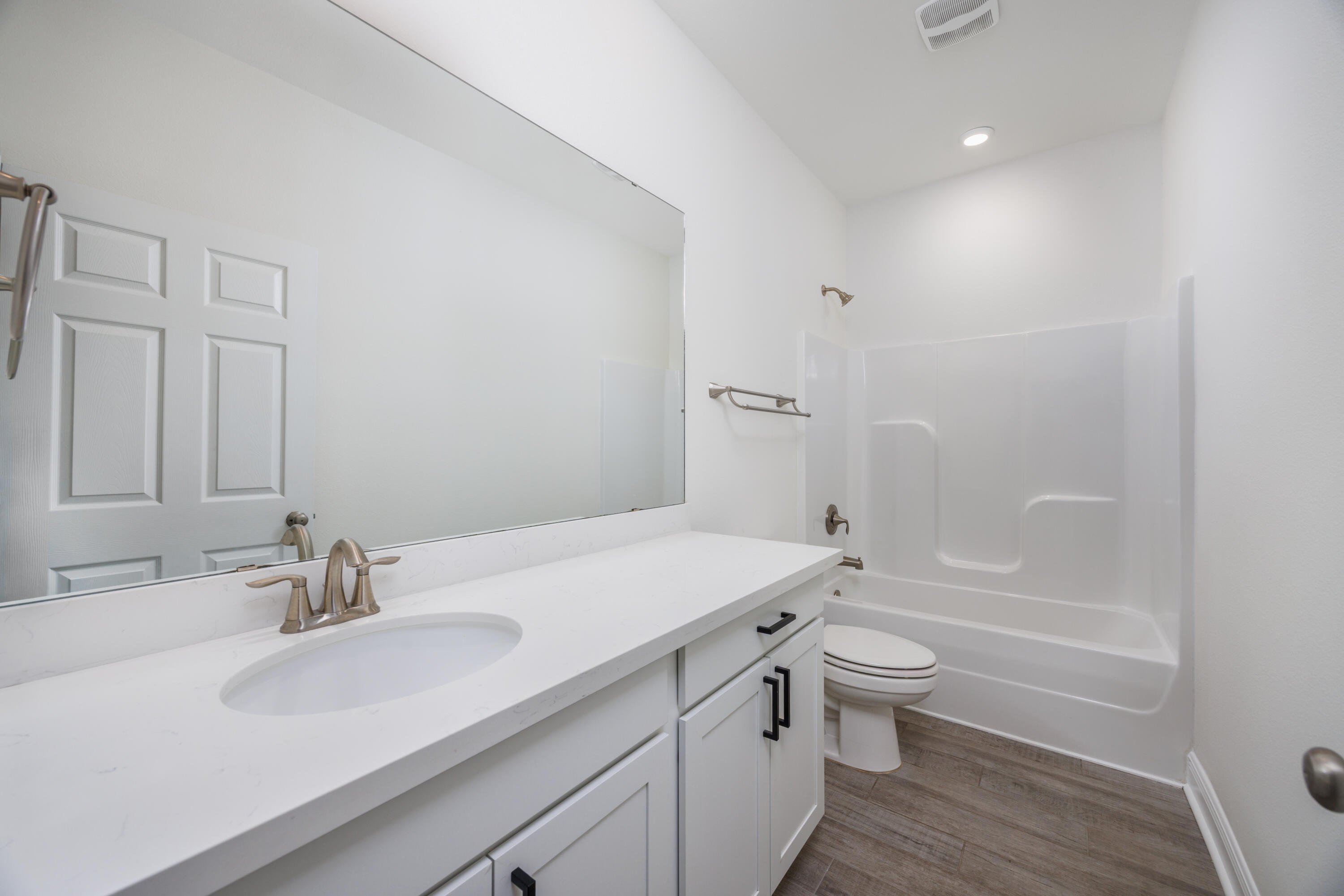 133 E Sky Way