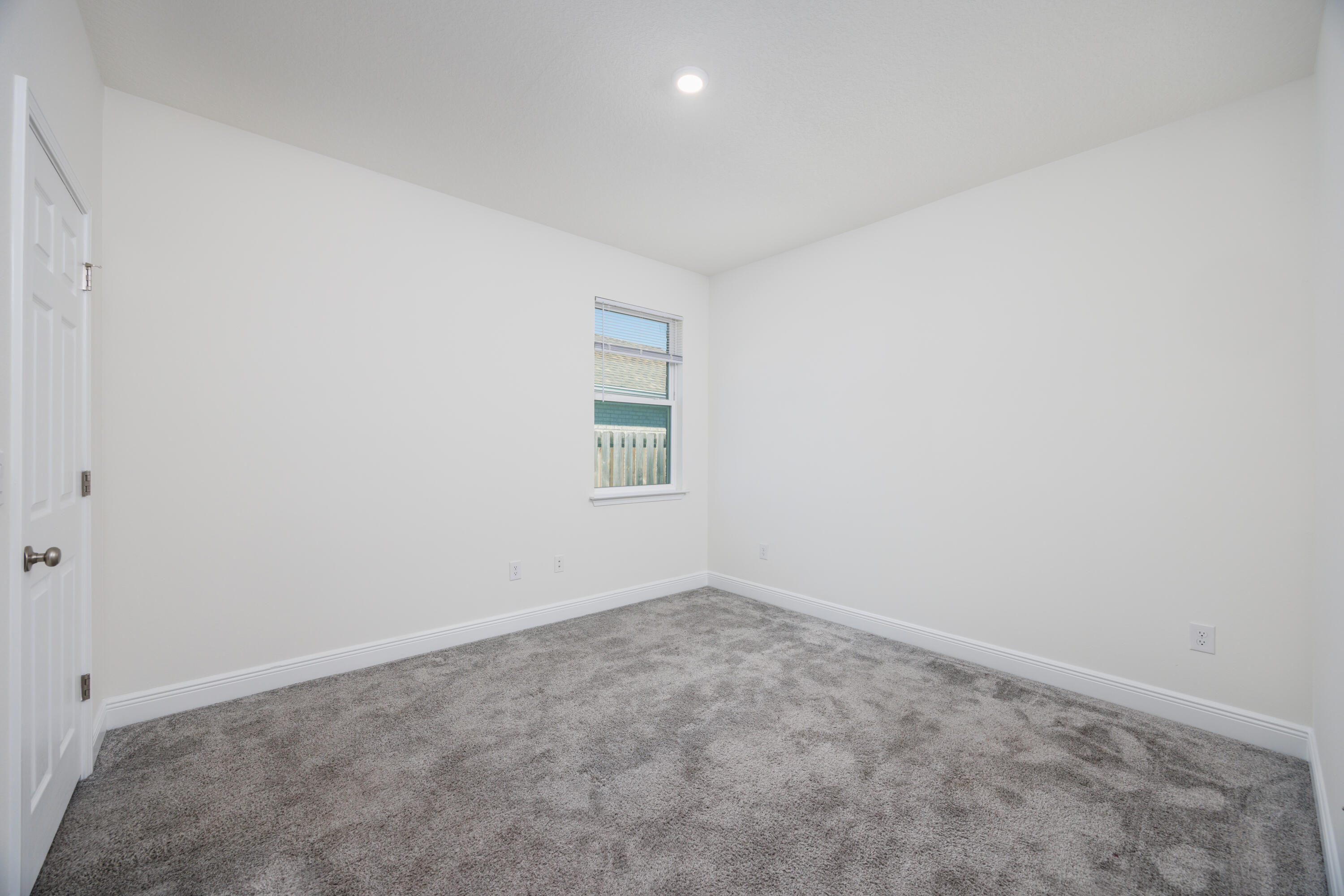 133 E Sky Way