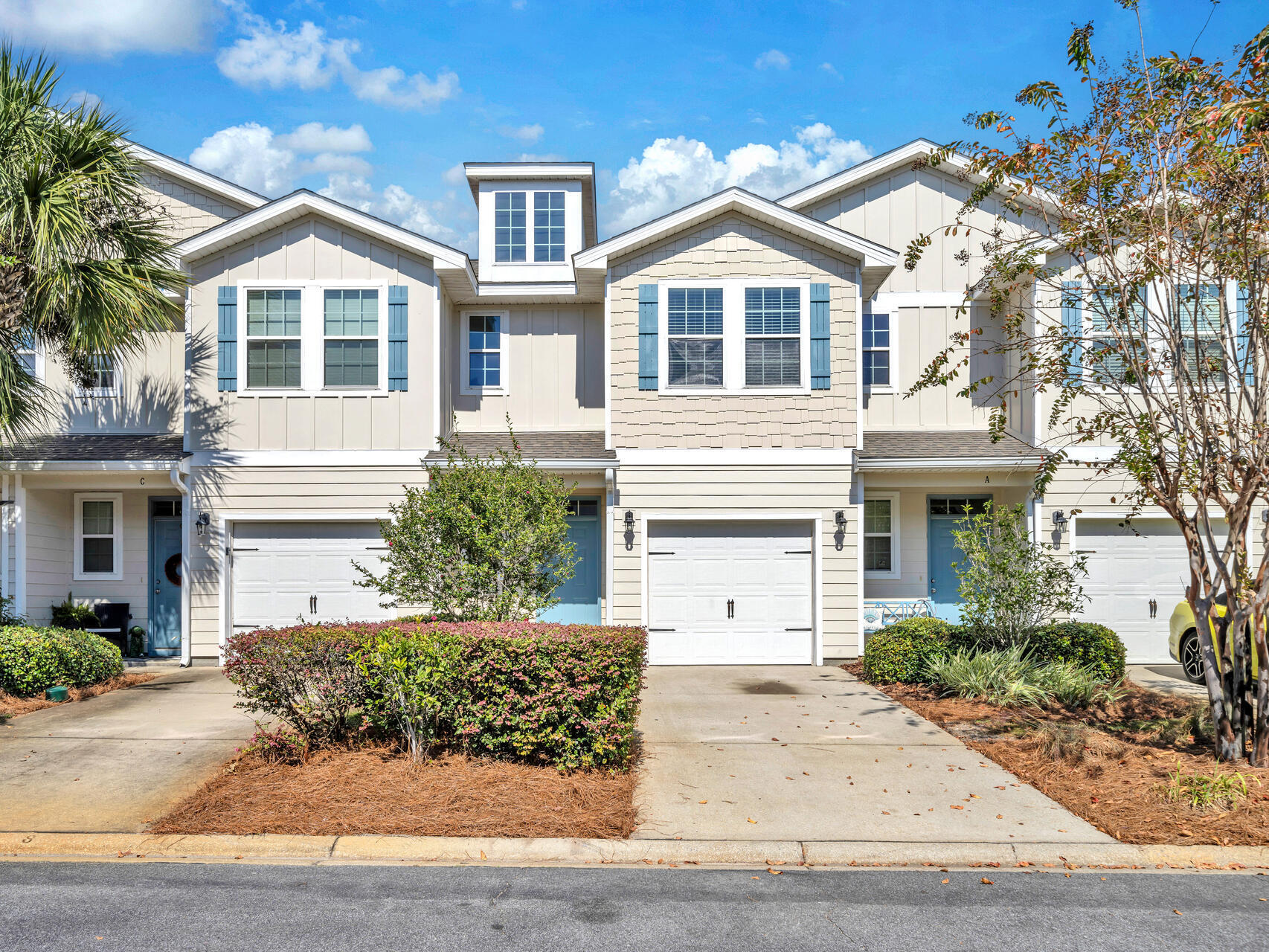 19 E Shady Oaks Lane UNIT B