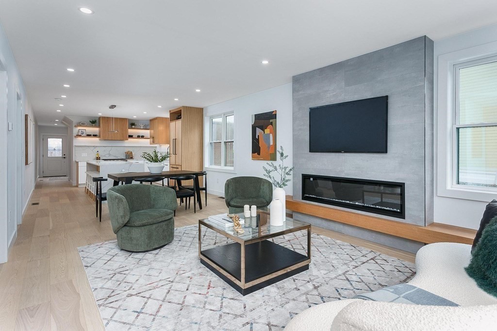66 Bow St # 66