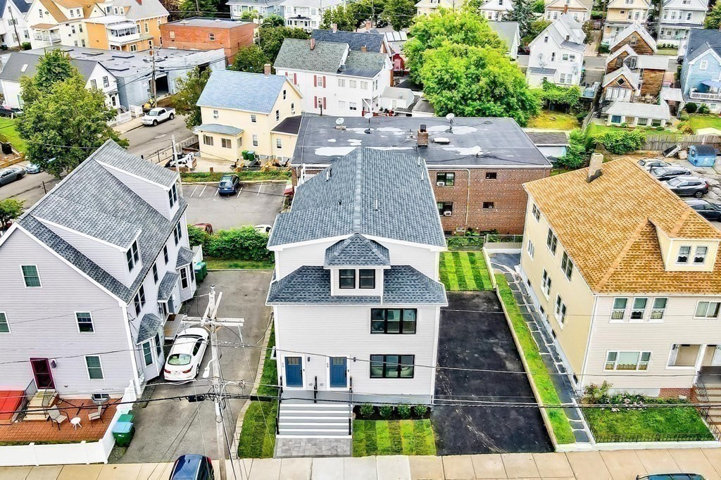 66 Bow St # 66