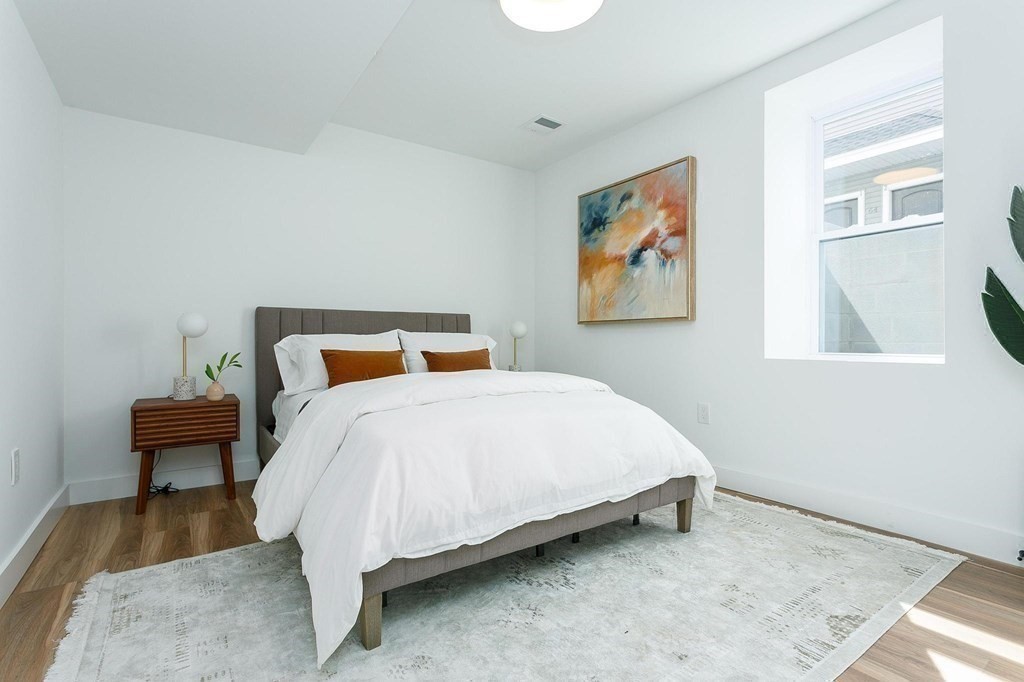 66 Bow St # 66