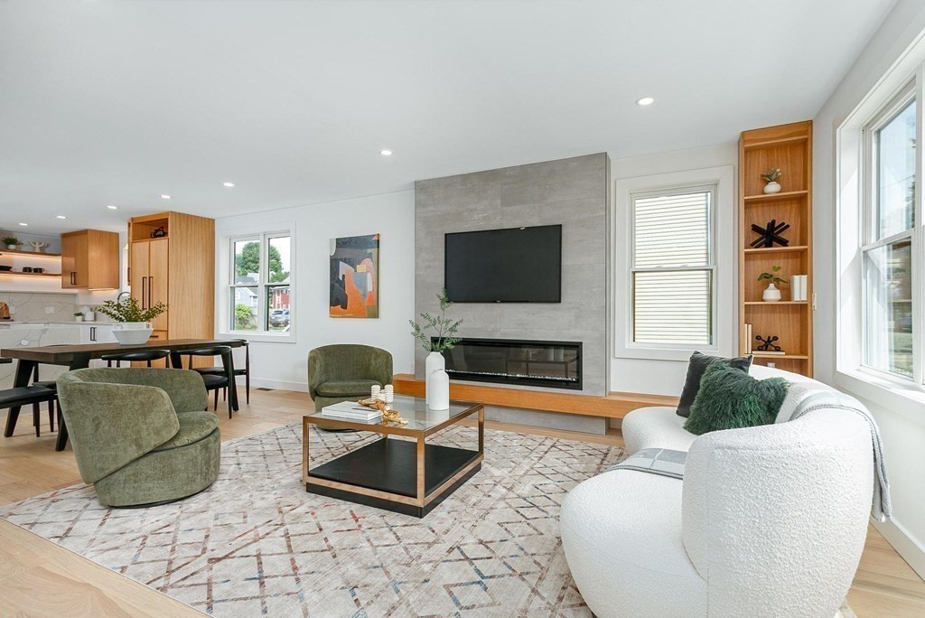 66 Bow St # 66