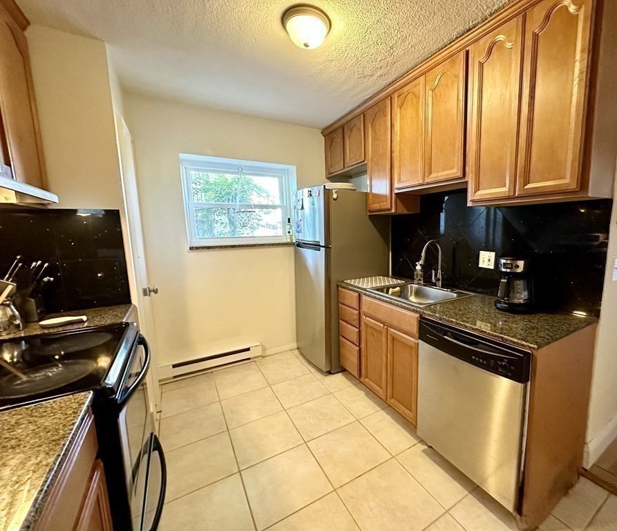 75 Waldemar Avenue # 101