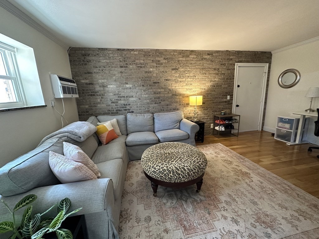 75 Waldemar Avenue # 101