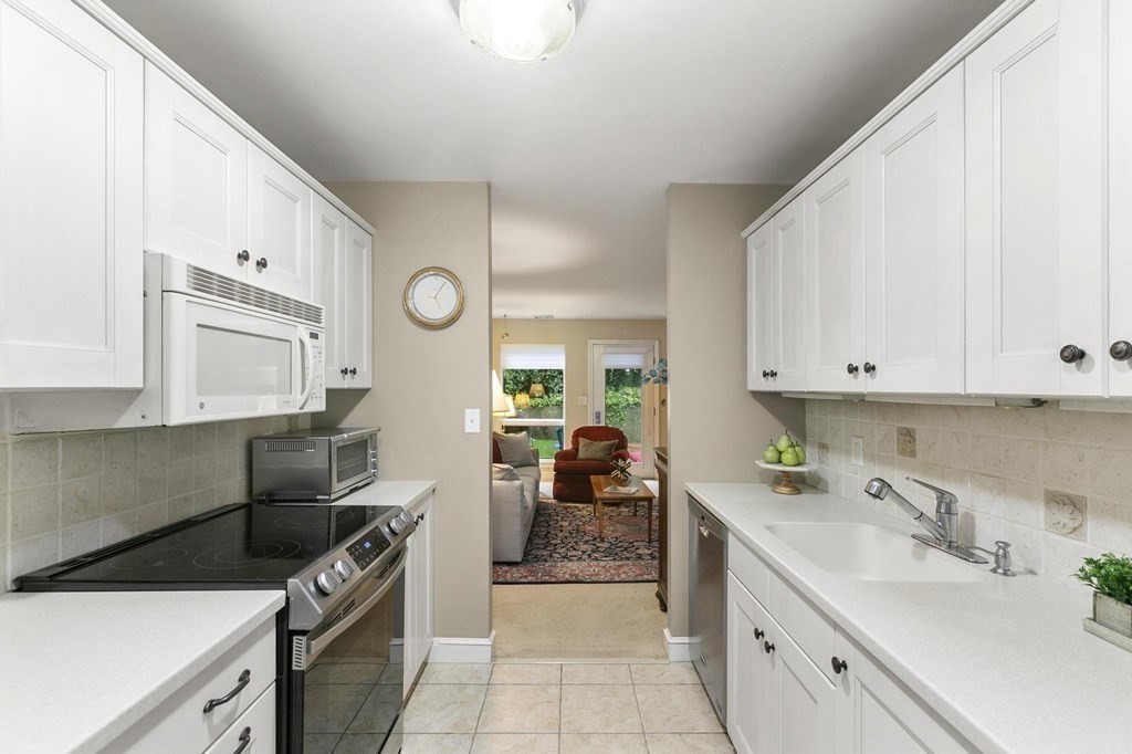 171 Swanton St # 27