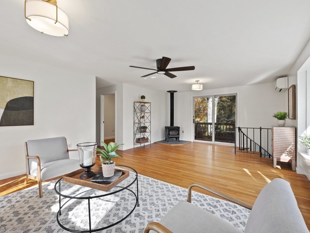 33 Washington St