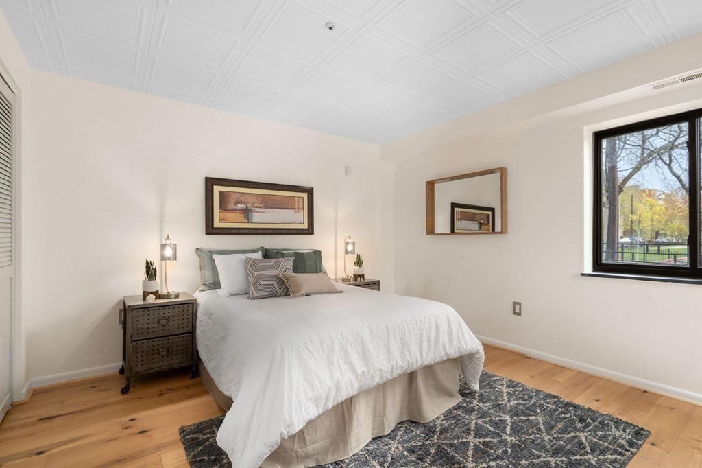 44 Concord Ave # 103