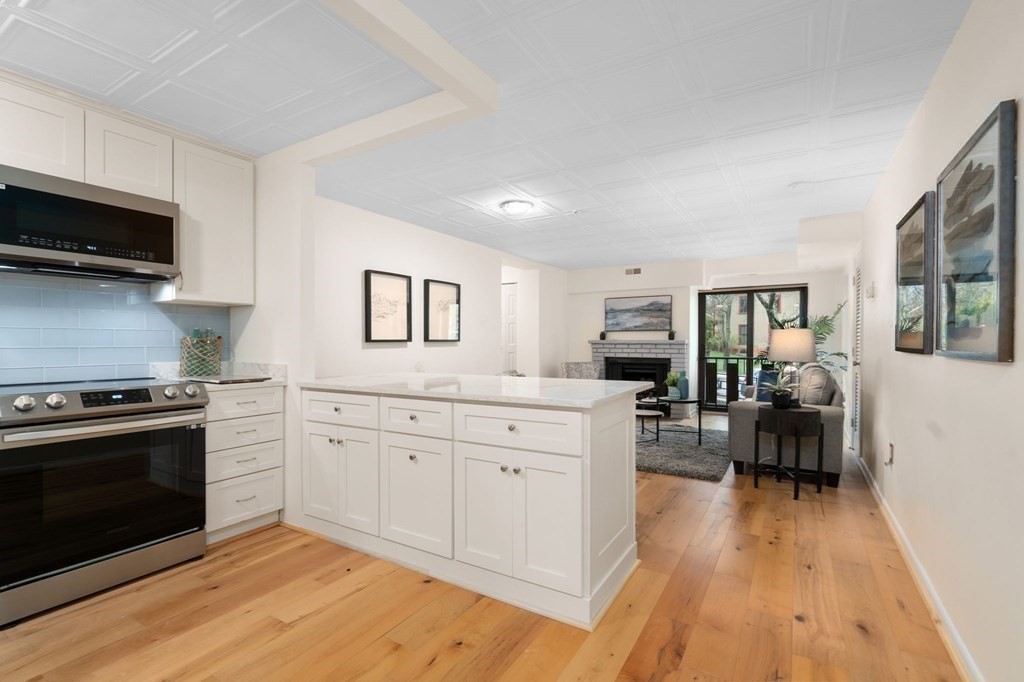 44 Concord Ave # 103