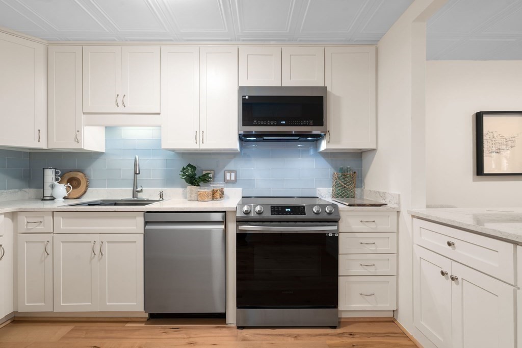 44 Concord Ave # 103