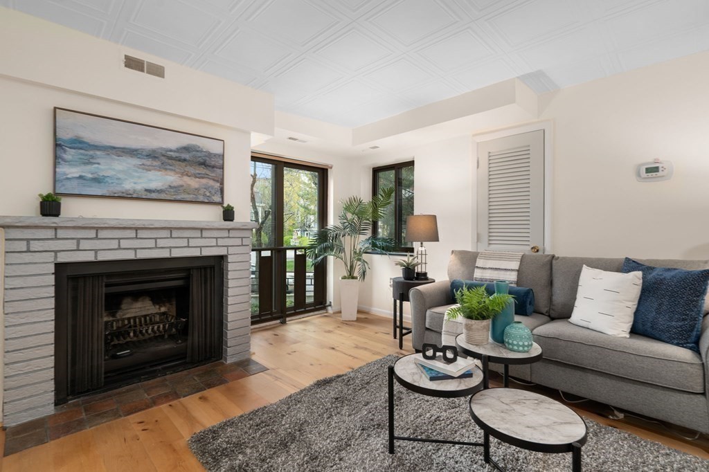 44 Concord Ave # 103
