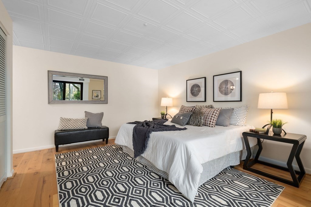 44 Concord Ave # 103
