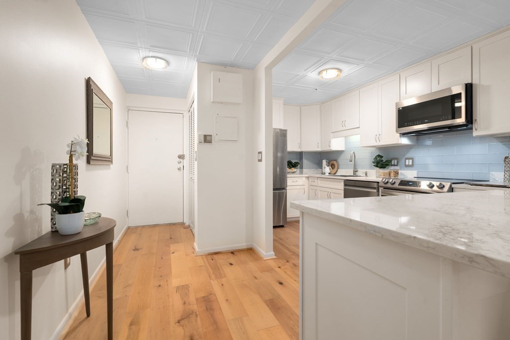 44 Concord Ave # 103