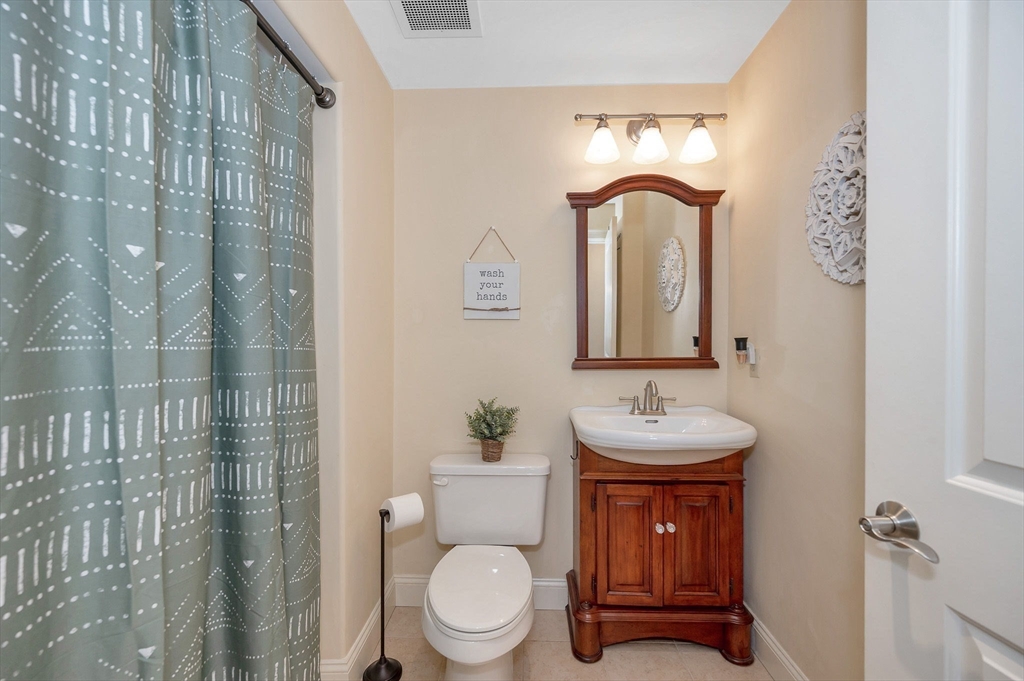 426 Main Street # 407