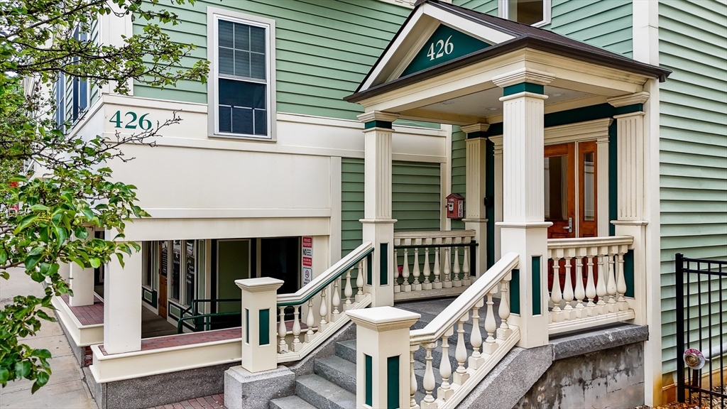 426 Main Street # 407