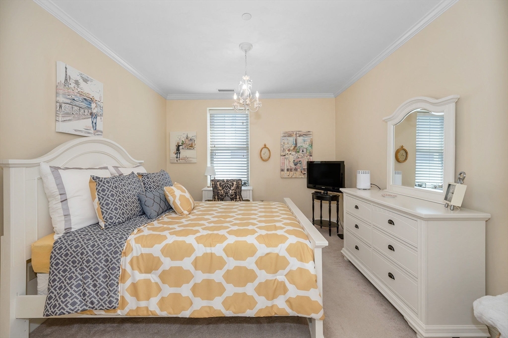 426 Main Street # 407