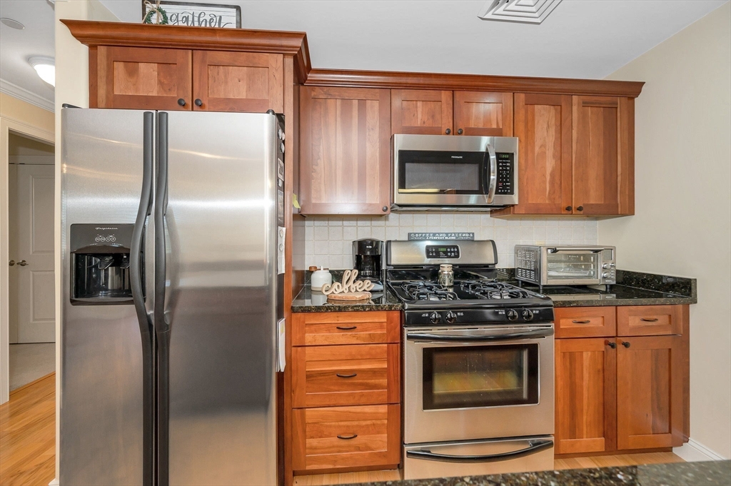 426 Main Street # 407