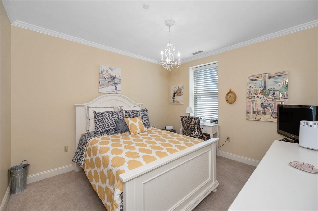 426 Main Street # 407