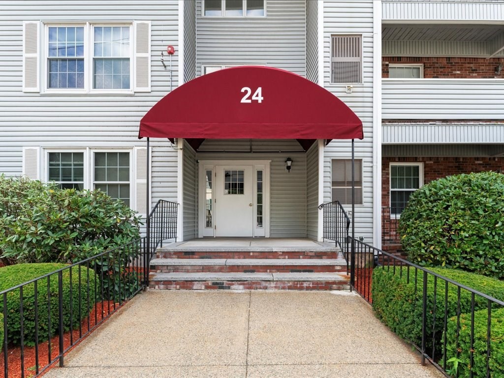 24 South Street # 26